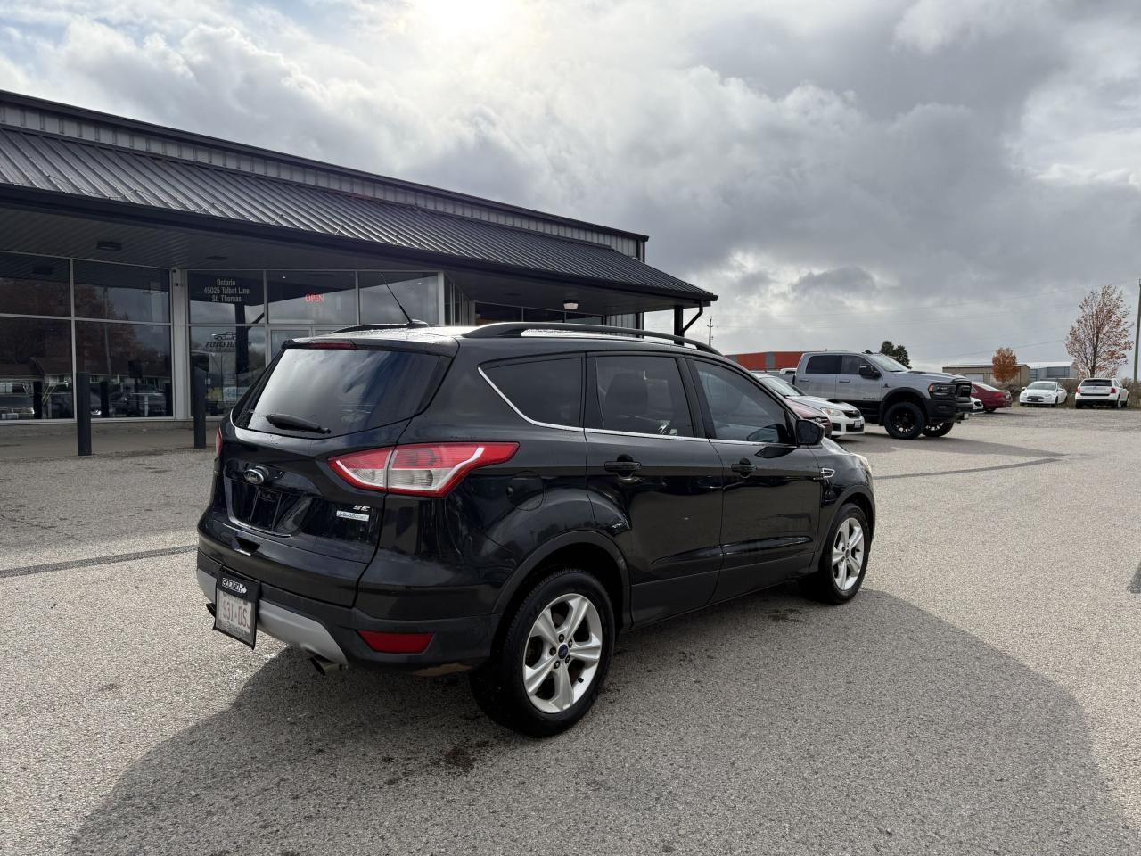 2014 Ford Escape SE**** CHECK IT out!! *** low price SUV! - Photo #3
