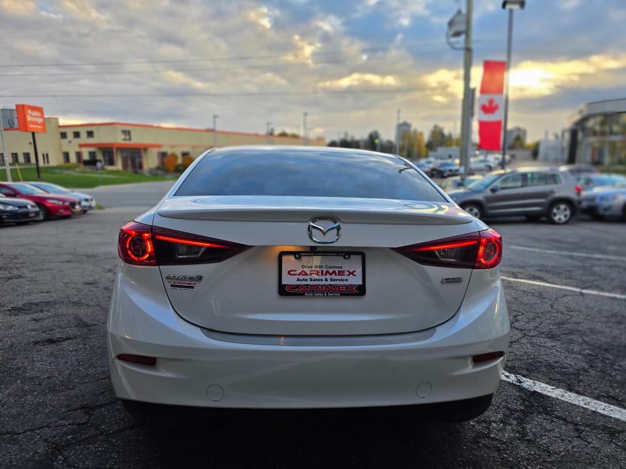 2015 Mazda MAZDA3 GT MANUAL | Leather | BOSE | Navi | Sunroof Photo3