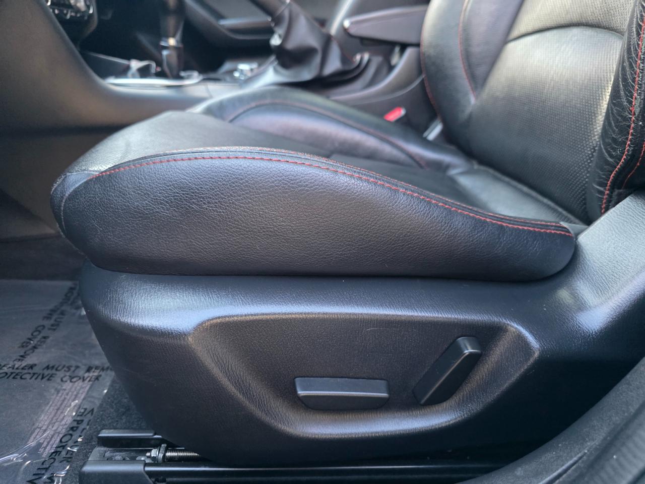 2015 Mazda MAZDA3 GT MANUAL | Leather | BOSE | Navi | Sunroof Photo