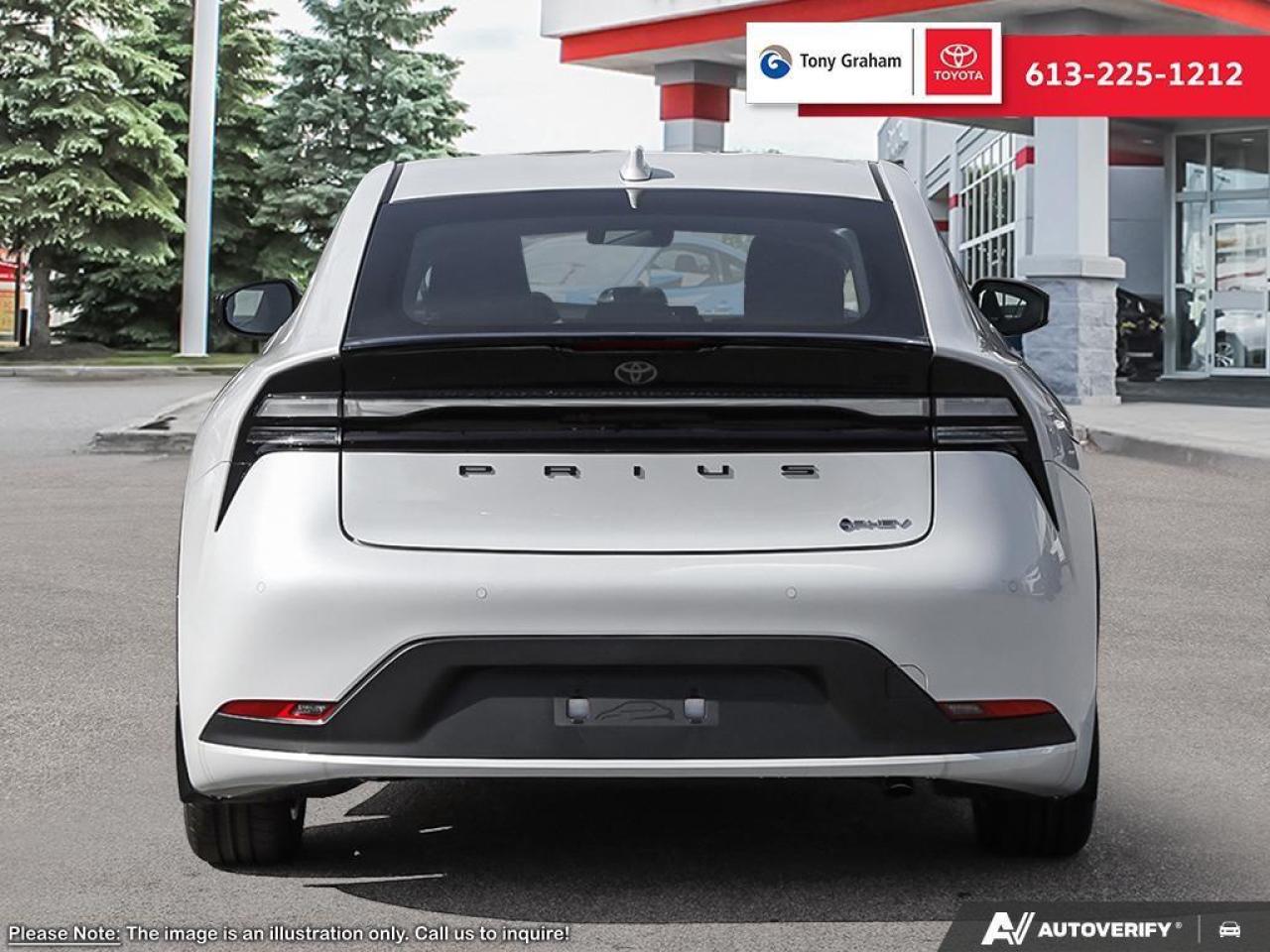 2026 Toyota Prius Plug-In Hybrid SE Photo