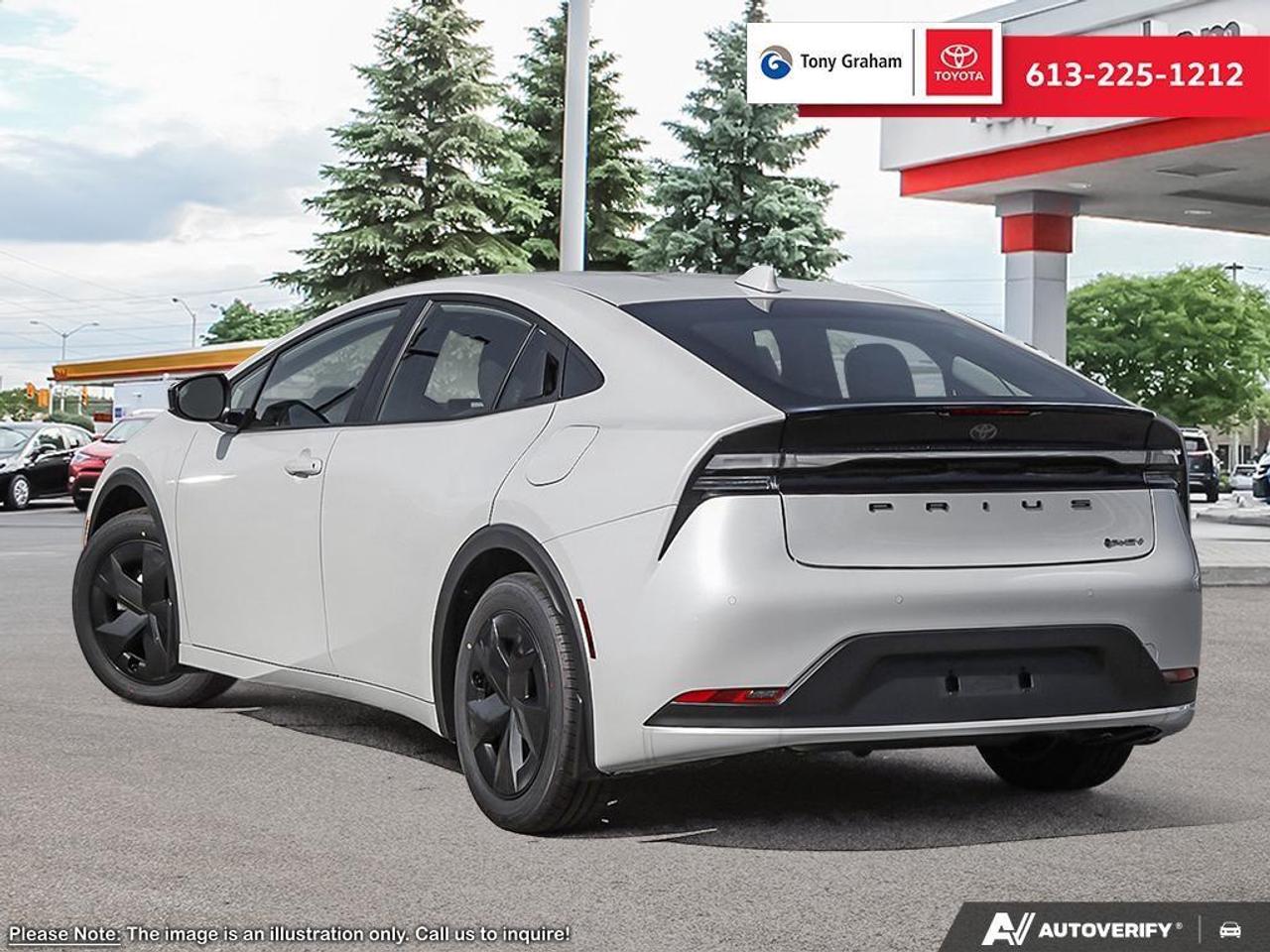 2026 Toyota Prius Plug-In Hybrid SE Photo3