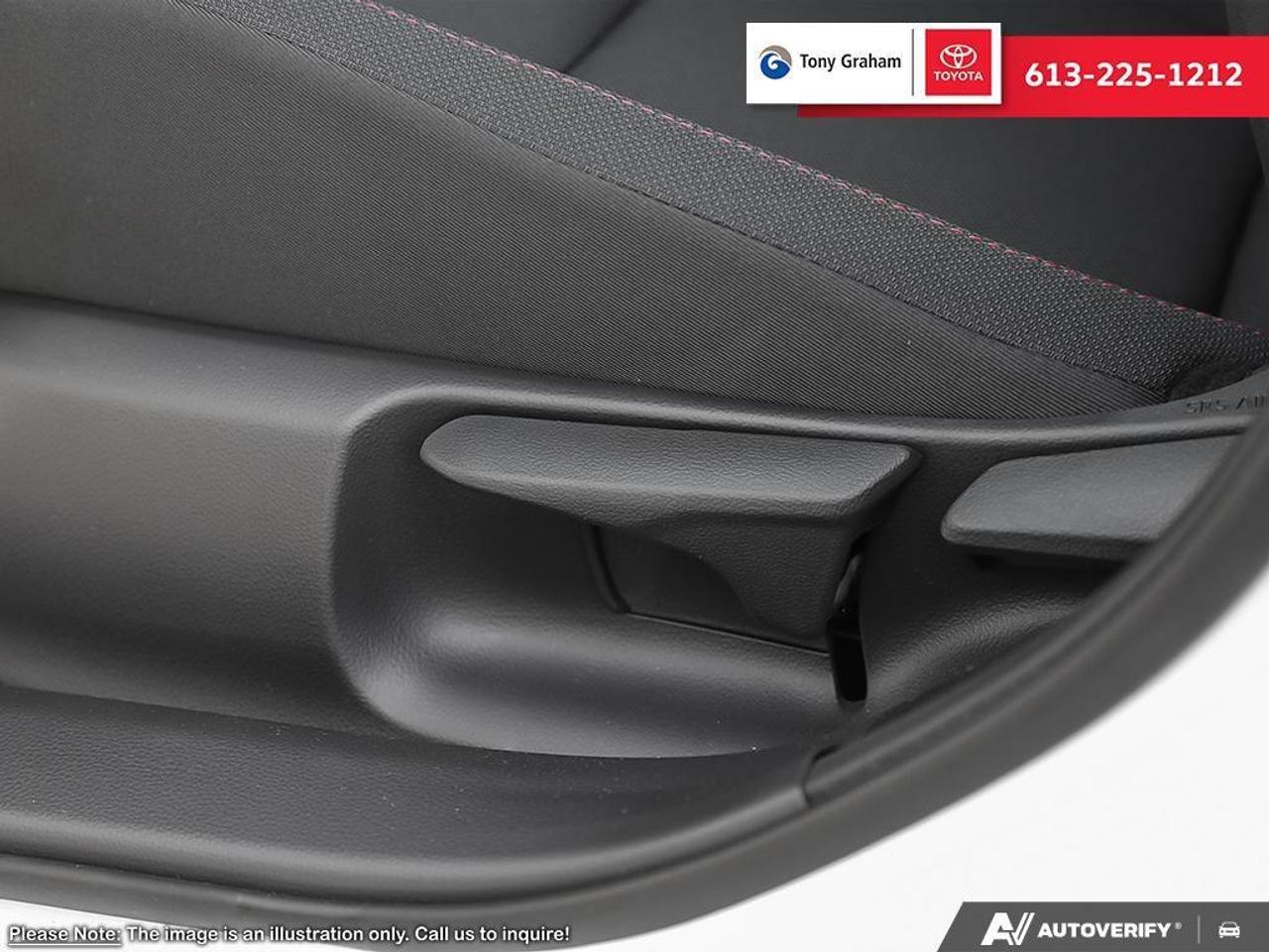 2026 Toyota Prius Plug-In Hybrid SE Photo