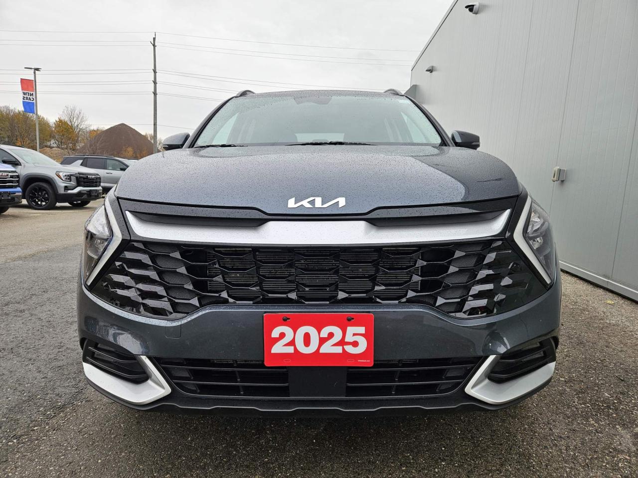 2025 Kia Sportage EX One Owner | AWD | Leather | Navigation | Sunroof | 18" Wheels Photo2