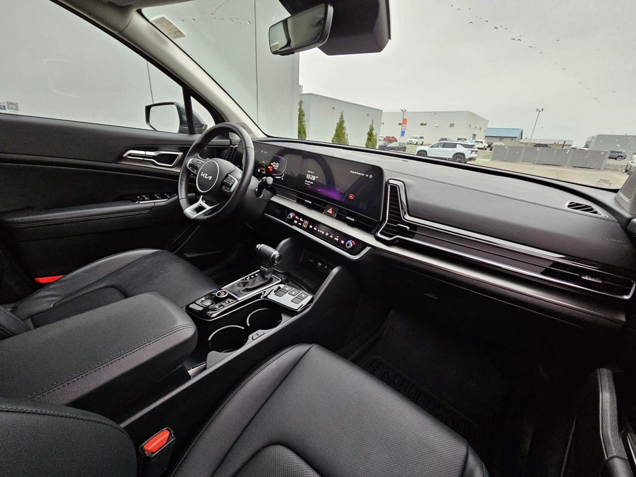 2025 Kia Sportage EX One Owner | AWD | Leather | Navigation | Sunroof | 18" Wheels Photo