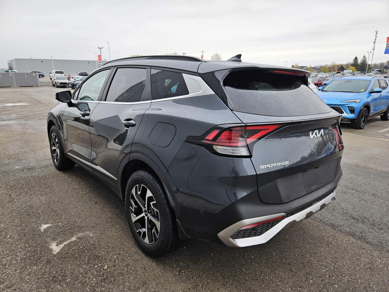 2025 Kia Sportage EX One Owner | AWD | Leather | Navigation | Sunroof | 18" Wheels Photo