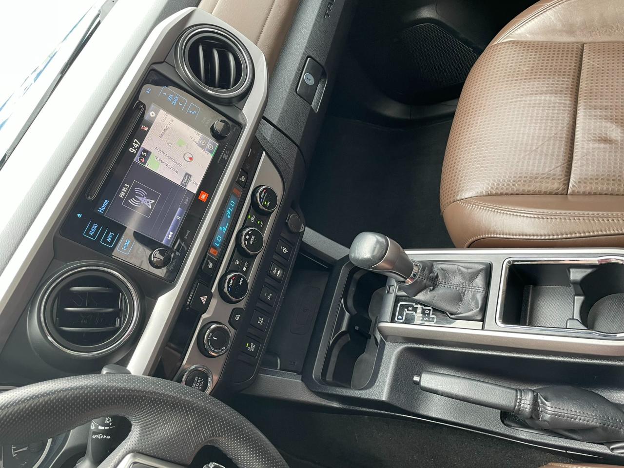 2016 Toyota Tacoma Limited HAL Certified | One Owner! | LIMITED | Double Cab | Leather | Navigation | Sunroof | 17" Wheels Photo