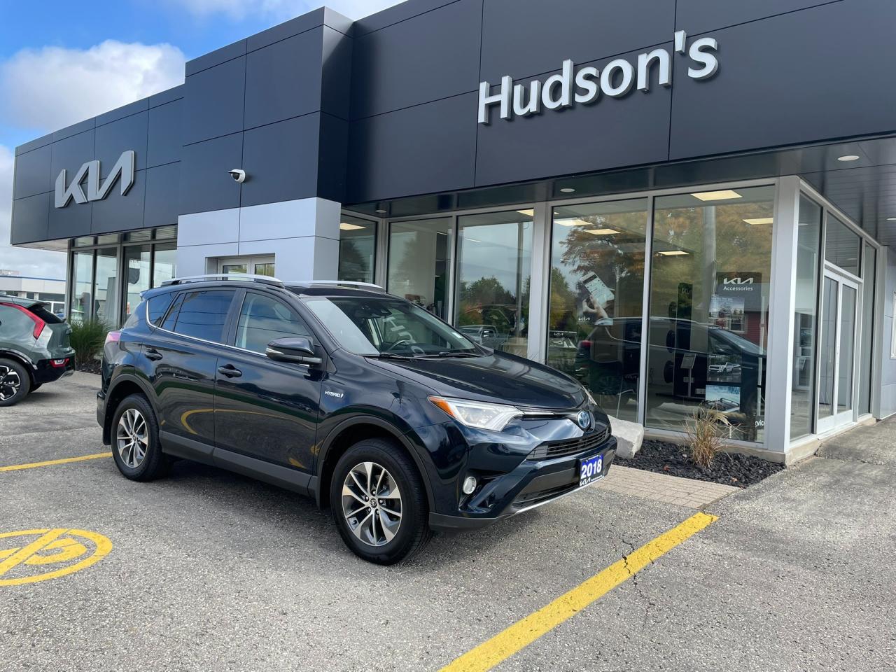 Used 2018 Toyota RAV4 Hybrid XLE HAL Certified | RAV4 | Hybrid | XLE | All Wheel Drive | Leather | Sunroof | 17