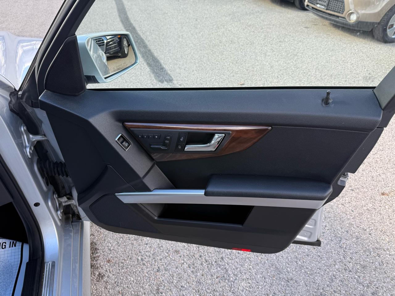 2011 Mercedes-Benz GLK-Class GLK 350 - Photo #14