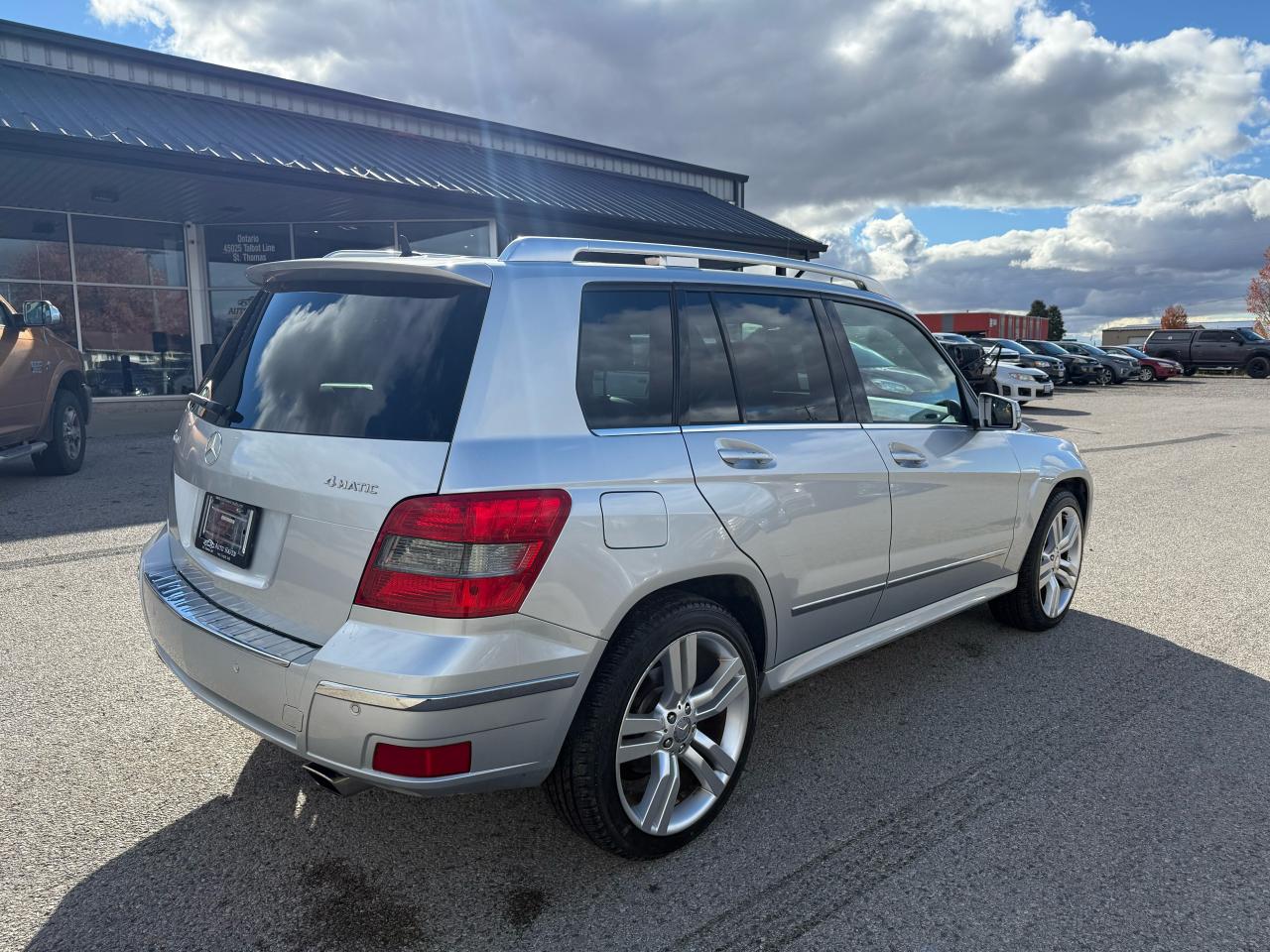 2011 Mercedes-Benz GLK-Class GLK 350 Photo3