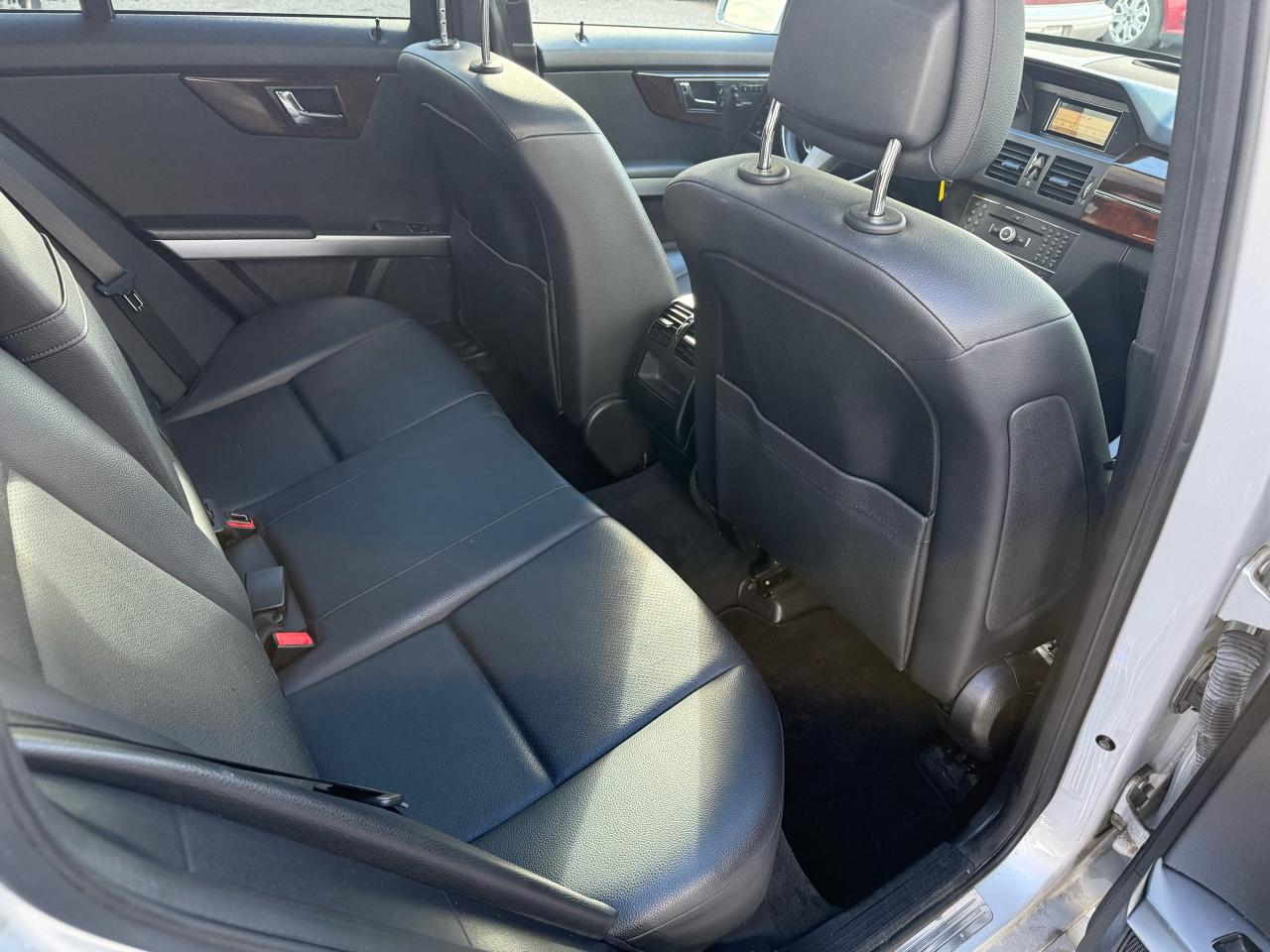 2011 Mercedes-Benz GLK-Class GLK 350 - Photo #13