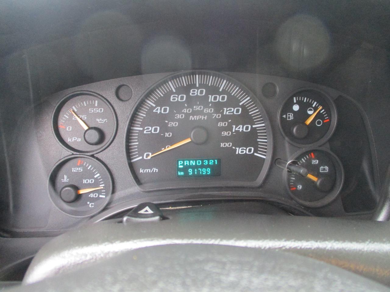 2007 GMC Savana Cargo Van RWD 2500 155" - Photo #11