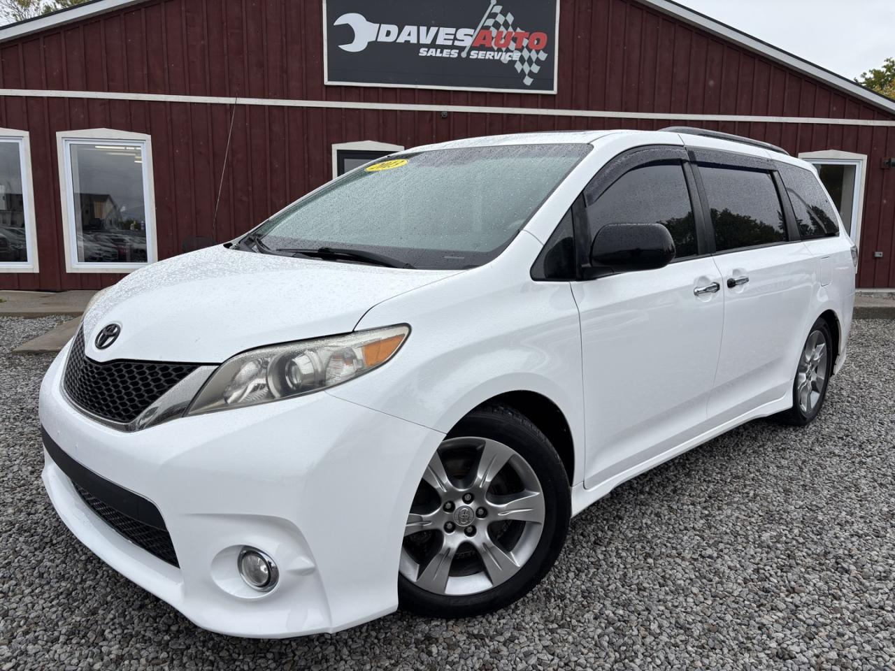 Used 2013 Toyota Sienna SE for sale in Dunnville, ON