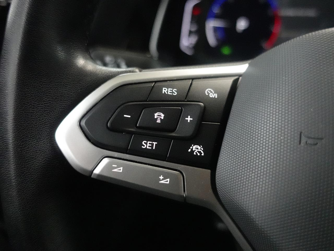 2022 Volkswagen Jetta HIGHLINE | Nav | Leather | Panoroof | DigitalDash Photo