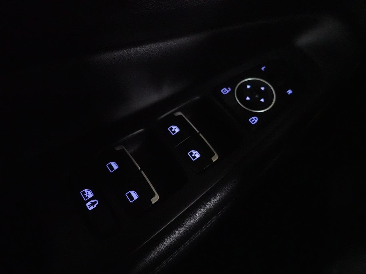 2023 Hyundai Santa Fe PREFERRED | AWD | Nav | Leather | Panoroof | BSM