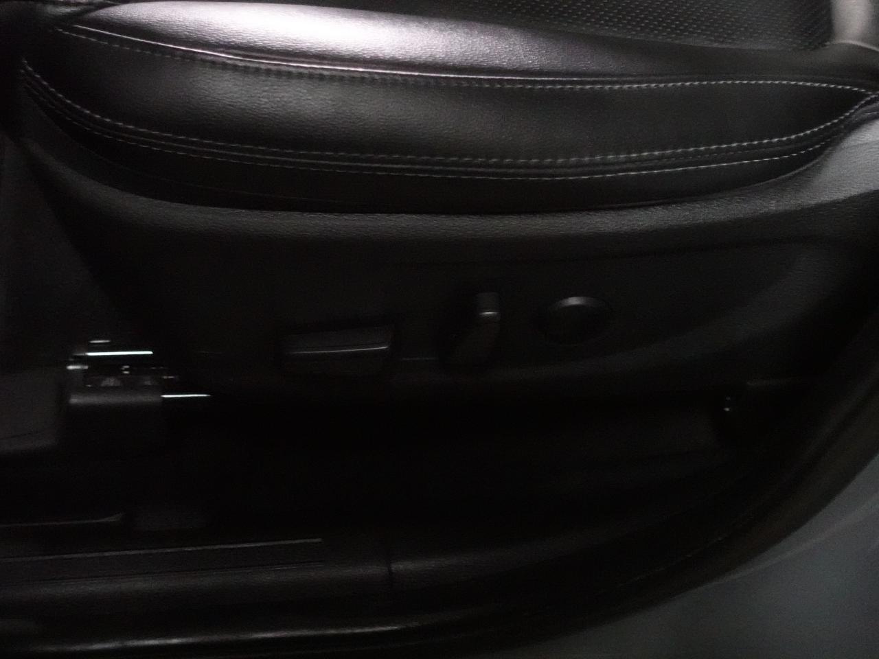 2023 Hyundai Santa Fe PREFERRED | AWD | Nav | Leather | Panoroof | BSM