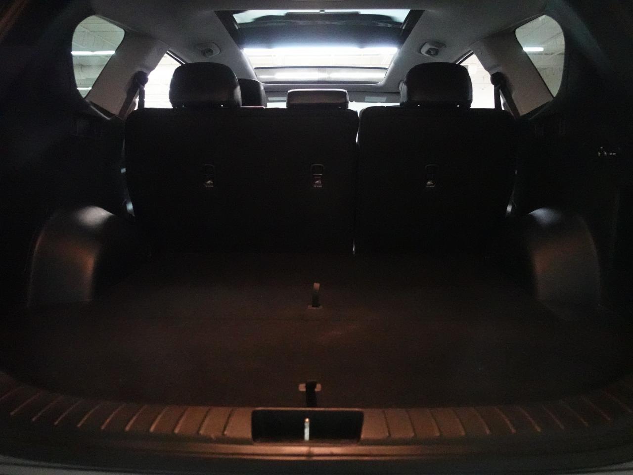 2023 Hyundai Santa Fe PREFERRED | AWD | Nav | Leather | Panoroof | BSM