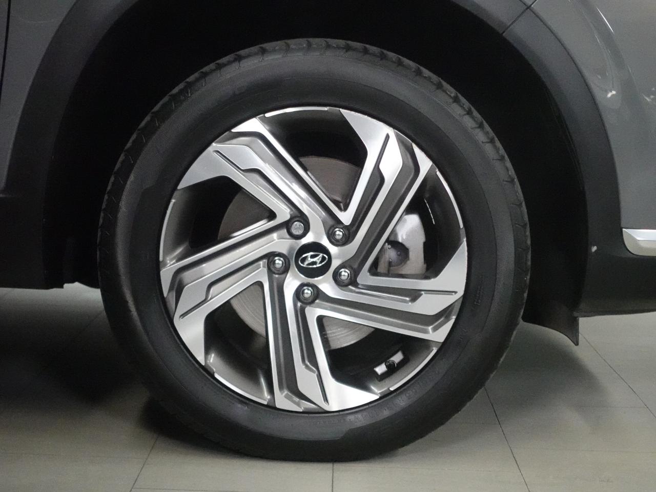 2023 Hyundai Santa Fe PREFERRED | AWD | Nav | Leather | Panoroof | BSM