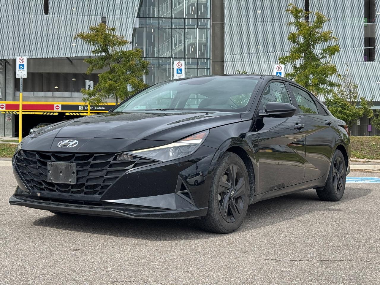 Used 2021 Hyundai Elantra Preferred IVT w/Sun & Tech Package | CLEAN TITLE | for sale in Mississauga, ON