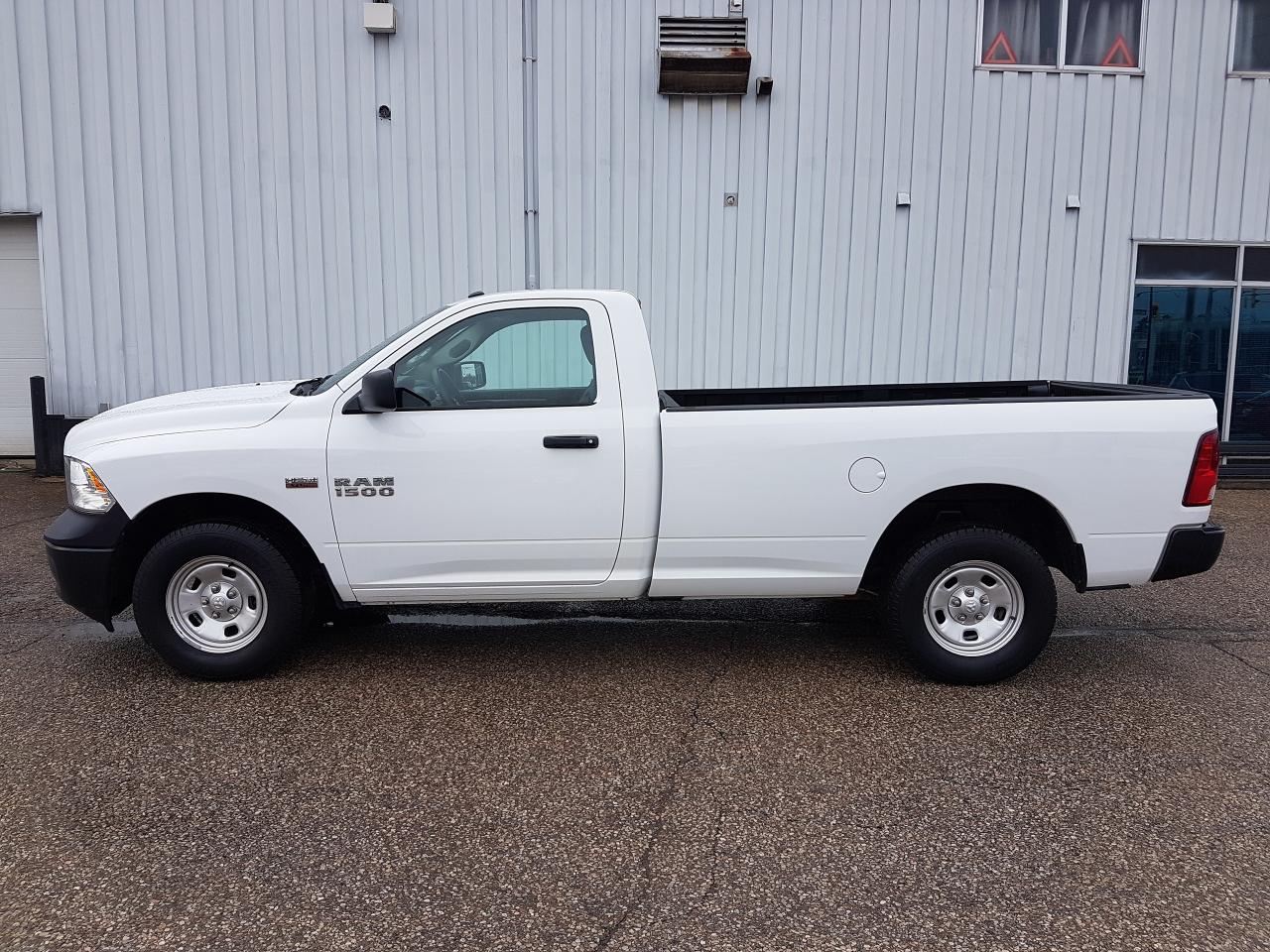 2020 RAM 1500 Classic Regular Cab 8' Long Box 4x4 Photo2