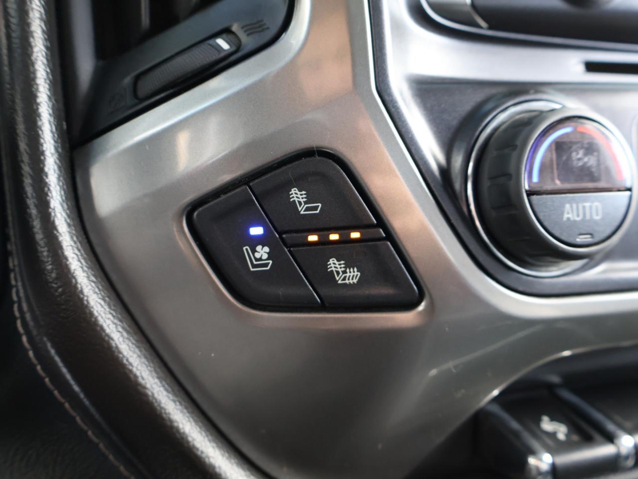 2018 Chevrolet Silverado 1500 V8 LTZ CREW 4WD CERTIFIED CAMERA NAV BLUETOOTH LEATHER HEATED SEATS SUNROOF CRUISE ALLOYS - Photo #22