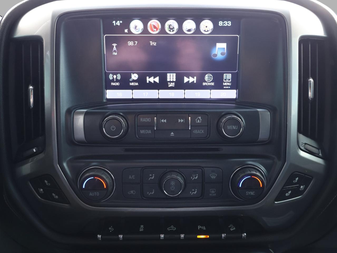 2018 Chevrolet Silverado 1500 V8 LTZ CREW 4WD CERTIFIED CAMERA NAV BLUETOOTH LEATHER HEATED SEATS SUNROOF CRUISE ALLOYS - Photo #24