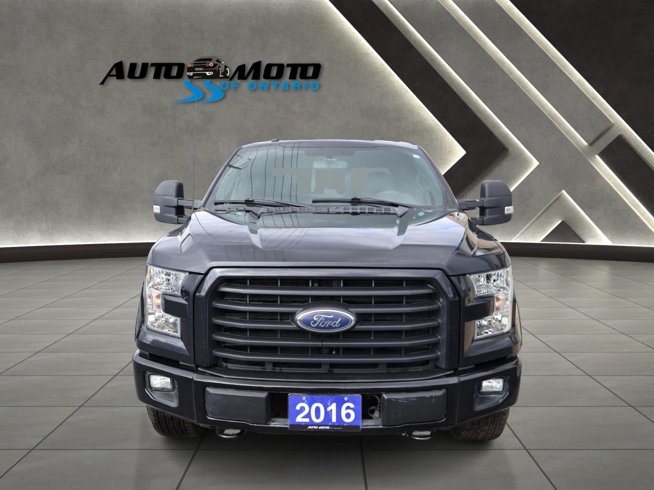 2016 Ford F-150 V8 FX4 CREW 4WD CERTIFIED *ACCIDENT FREE*FORD MAINTAIN* CAMERA NAV BLUETOOTH HEATED SEATS CRUISE ALLOYS - Photo #2