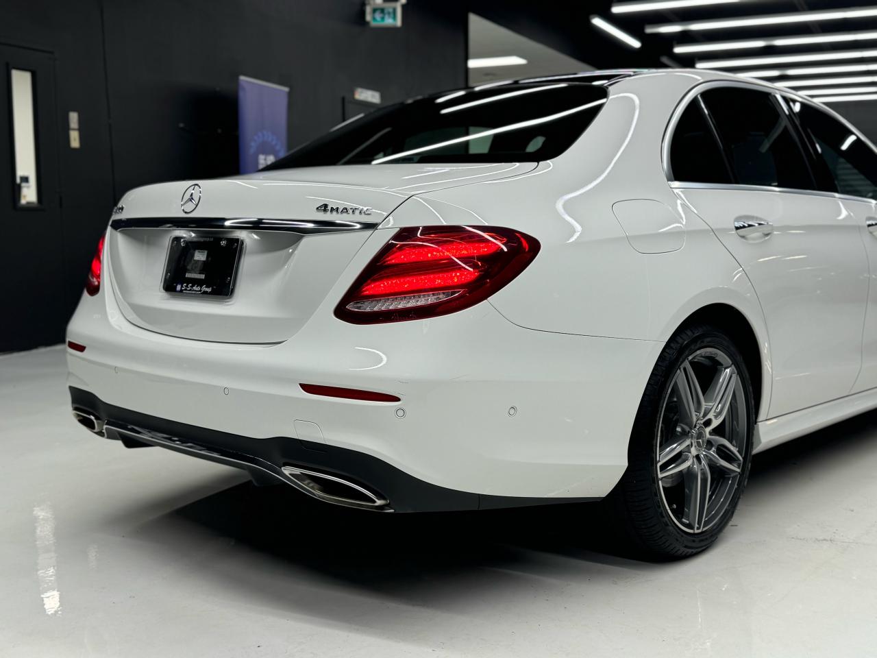 2019 Mercedes-Benz E300 AMG PKG|NAV|BACKUP|BSM|LKA|AMBIENT LIGHTING| - Photo #32
