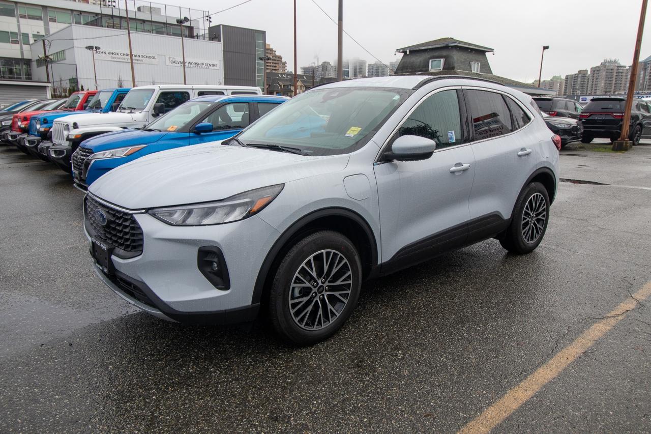 2026 Ford Escape PHEV FWD Hybrid Photo1