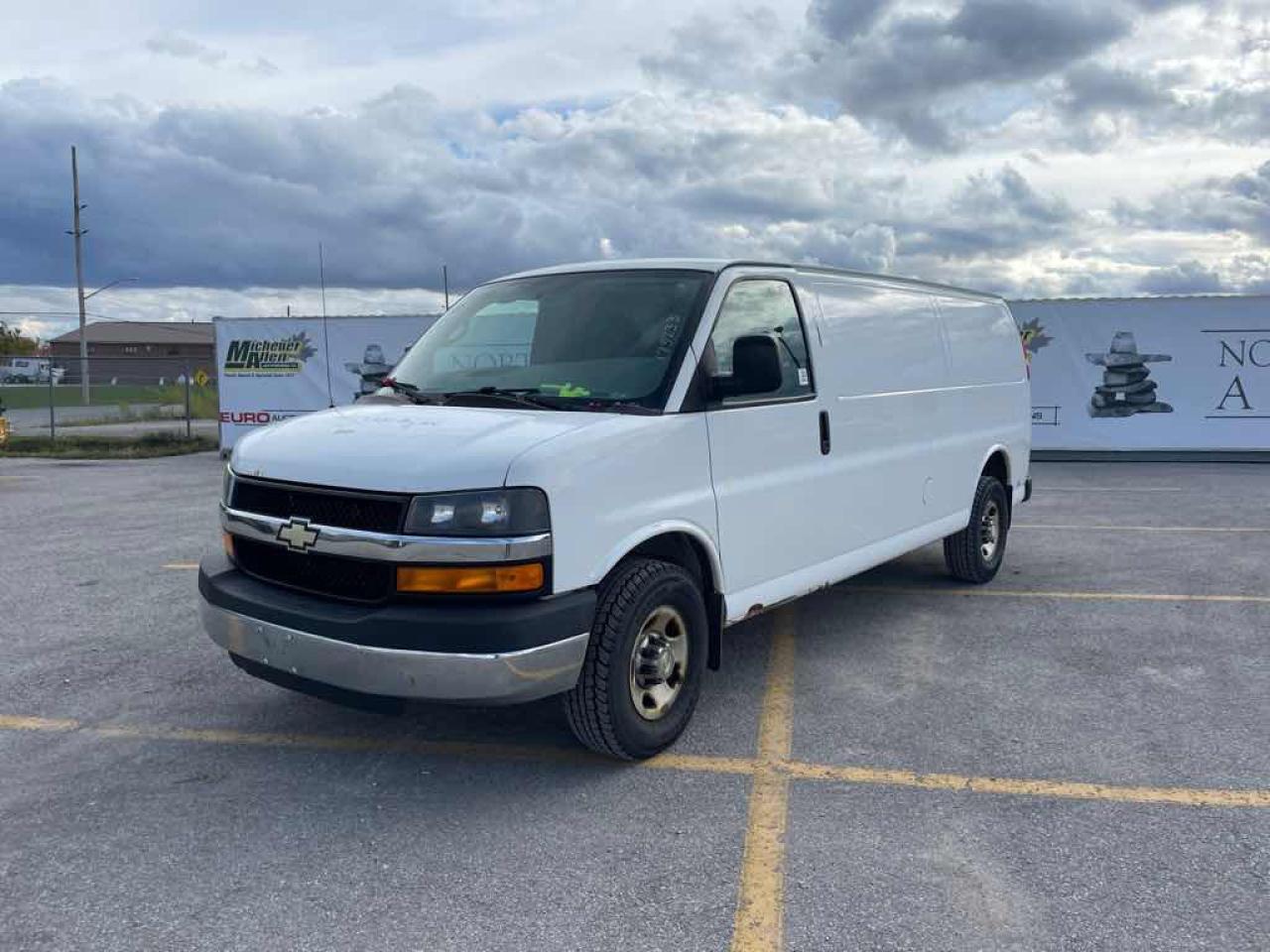 Used 2015 Chevrolet Express G2500 for sale in Innisfil, ON