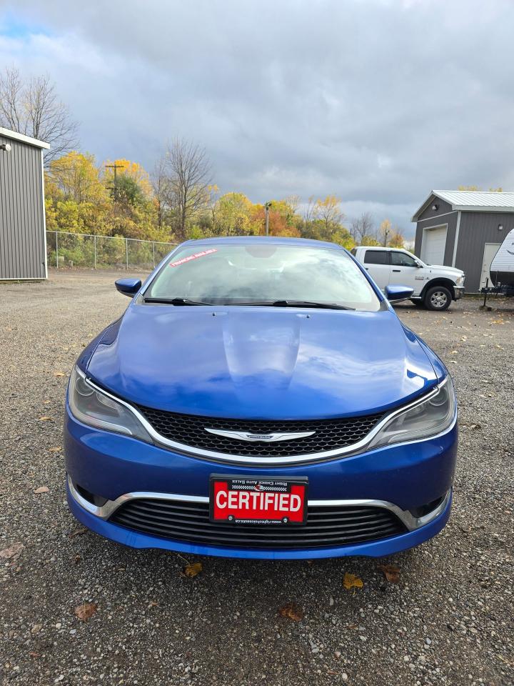 2016 Chrysler 200 4dr Sdn Limited FWD - Photo #4