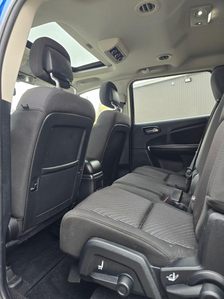 2015 Dodge Journey FWD 4dr Limited - Photo #11