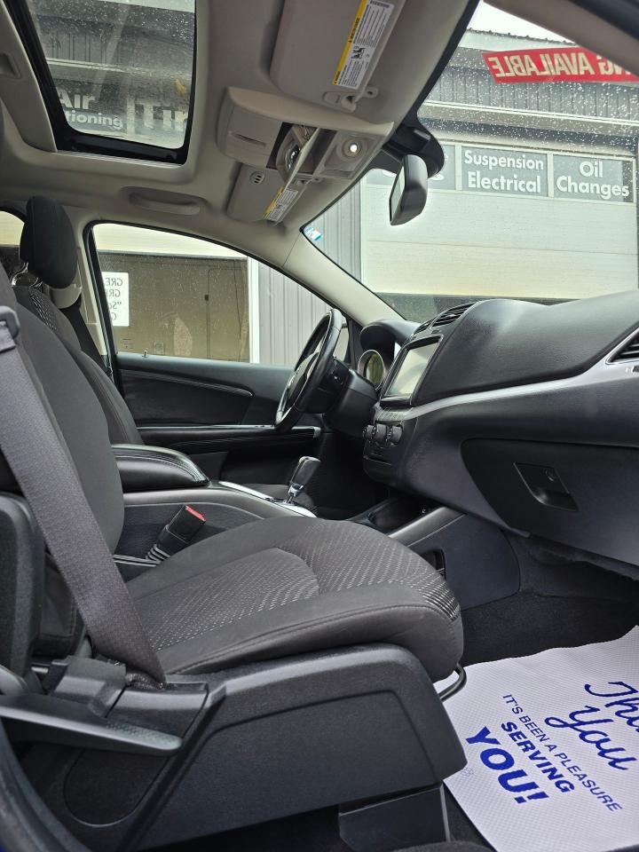 2015 Dodge Journey FWD 4dr Limited - Photo #15