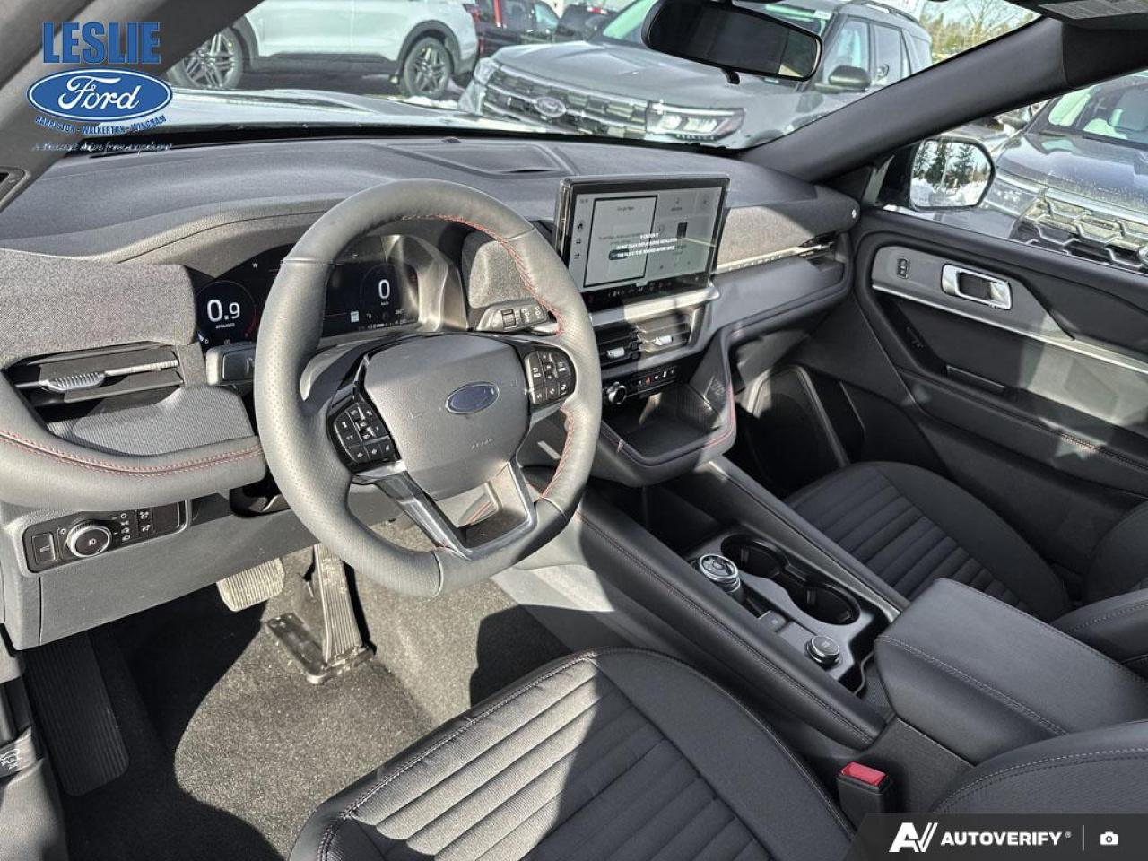 2026 Ford Explorer ST-Line 4WD Photo