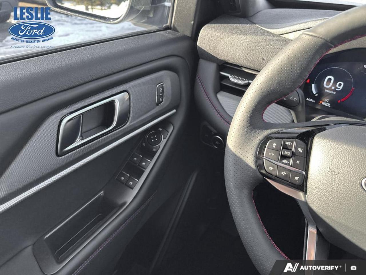 2026 Ford Explorer ST-Line 4WD Photo