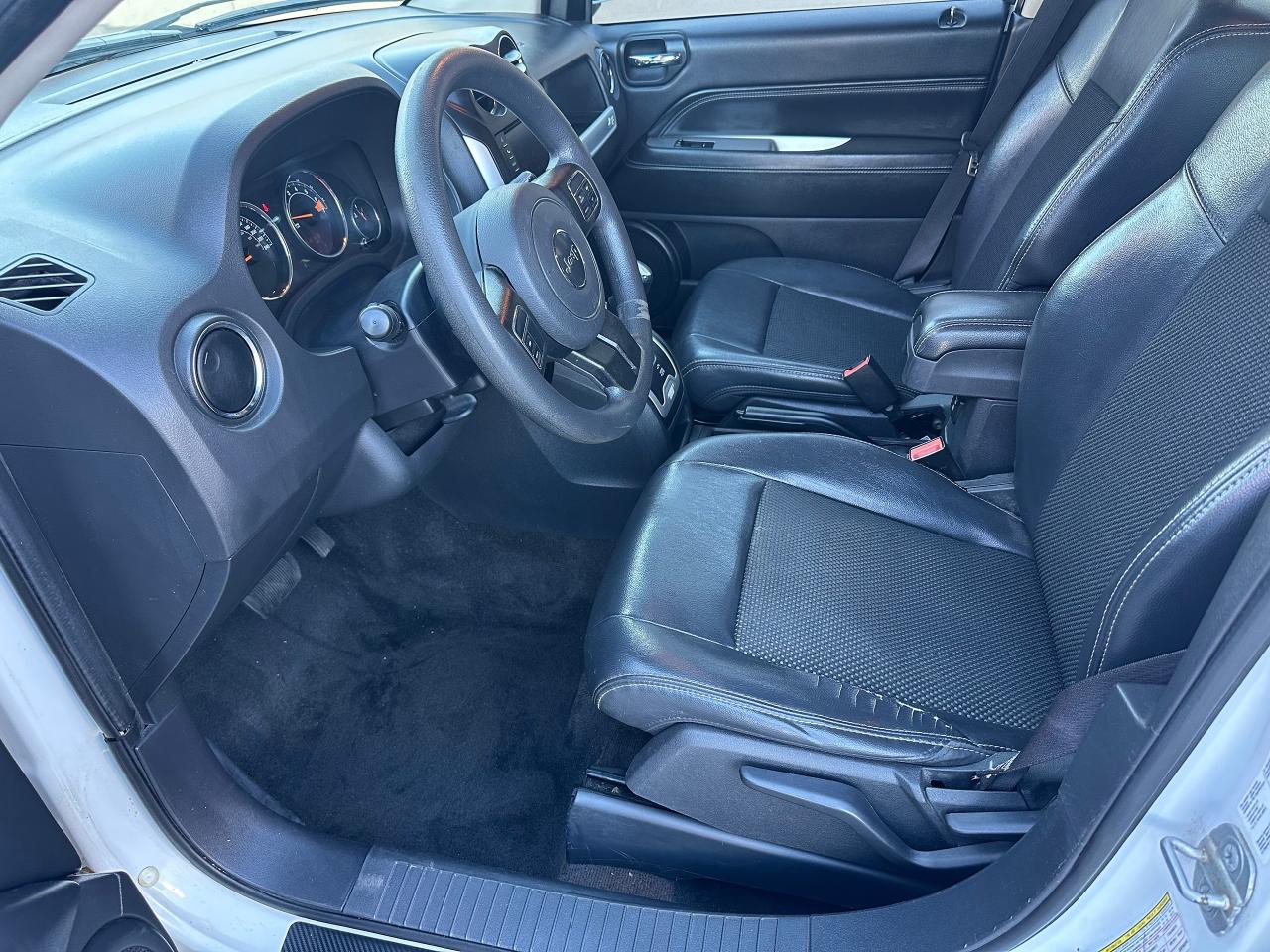 2014 Jeep Compass NORTH - Photo #4