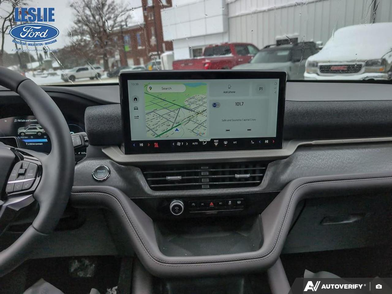 2026 Ford Explorer Platinum 4WD Photo