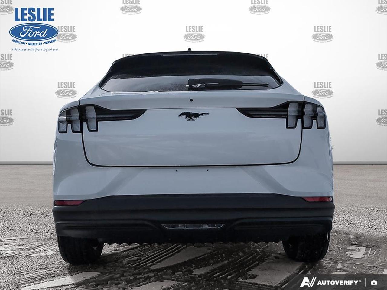 2025 Ford Mustang Mach-E Select AWD Photo4