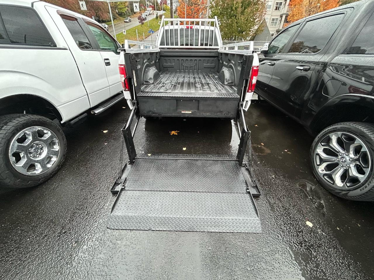 2020 Ford F-150 XLT - Photo #9