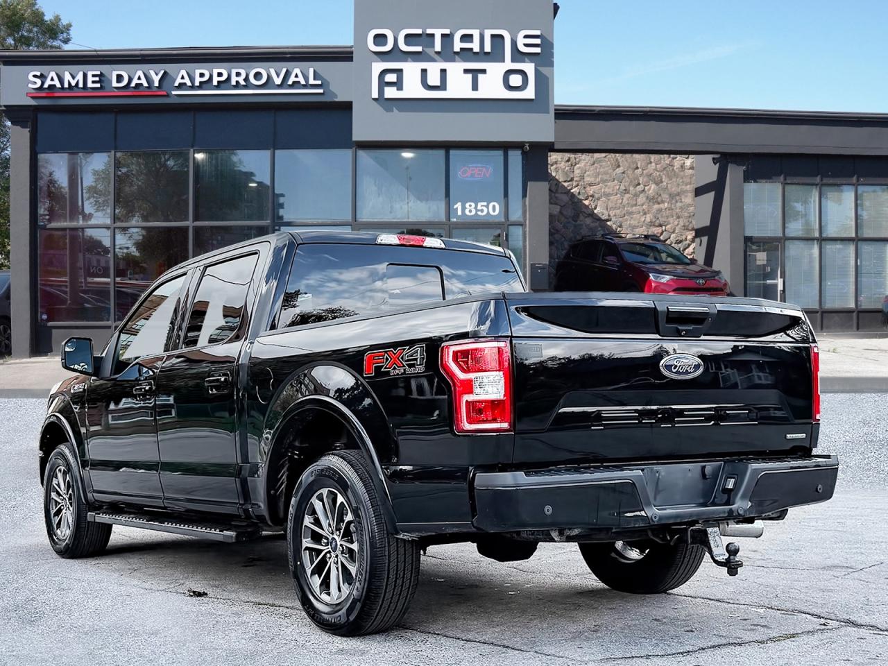 2018 Ford F-150 XLT SuperCrew 5.5-ft. Bed 4WD - Photo #4