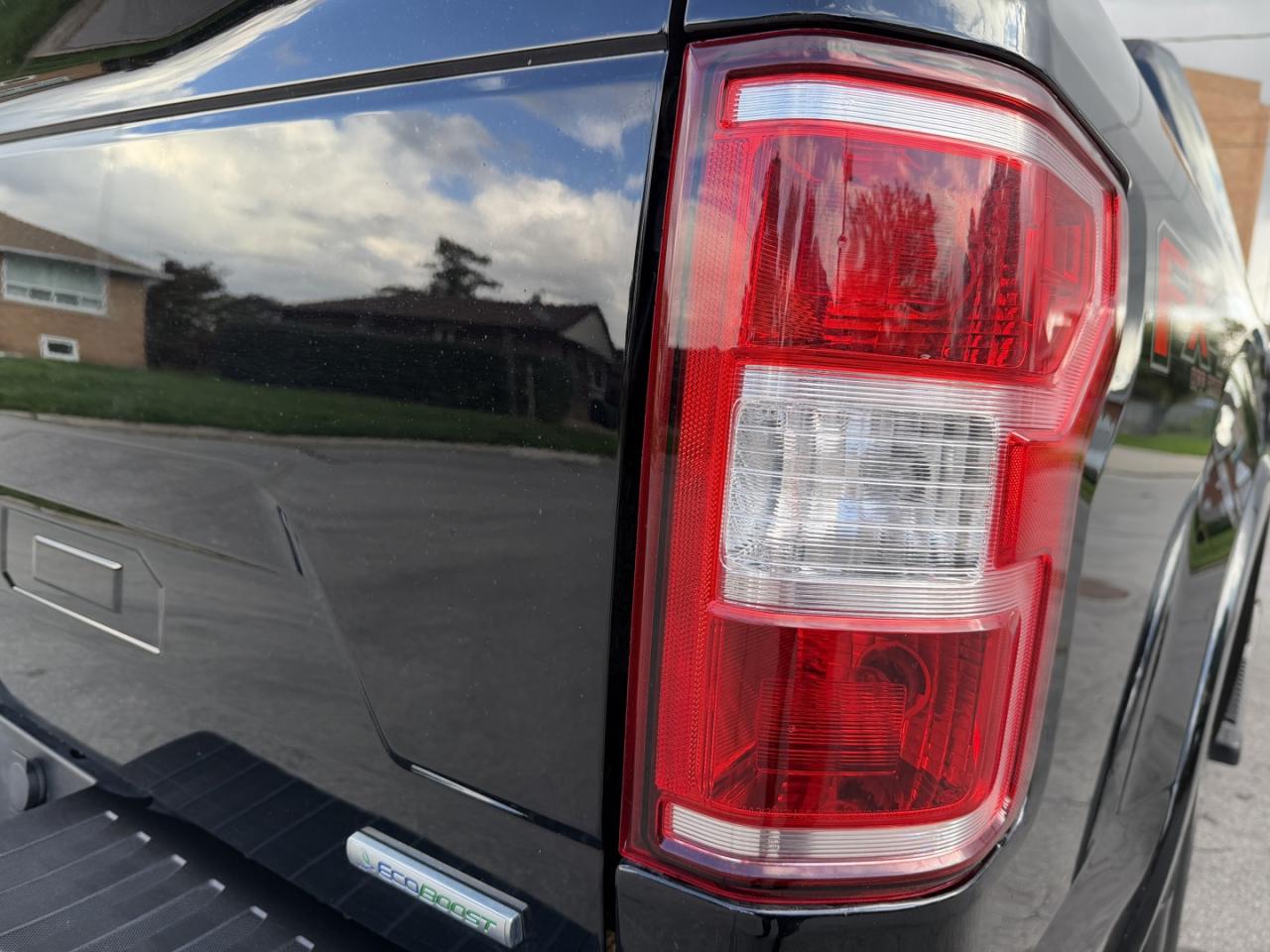 2018 Ford F-150 XLT SuperCrew 5.5-ft. Bed 4WD - Photo #7