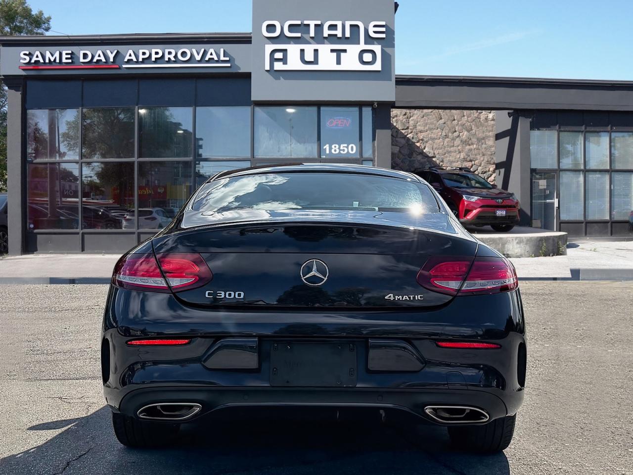 2018 Mercedes-Benz C-Class C300 4MATIC COUPE - Photo #5