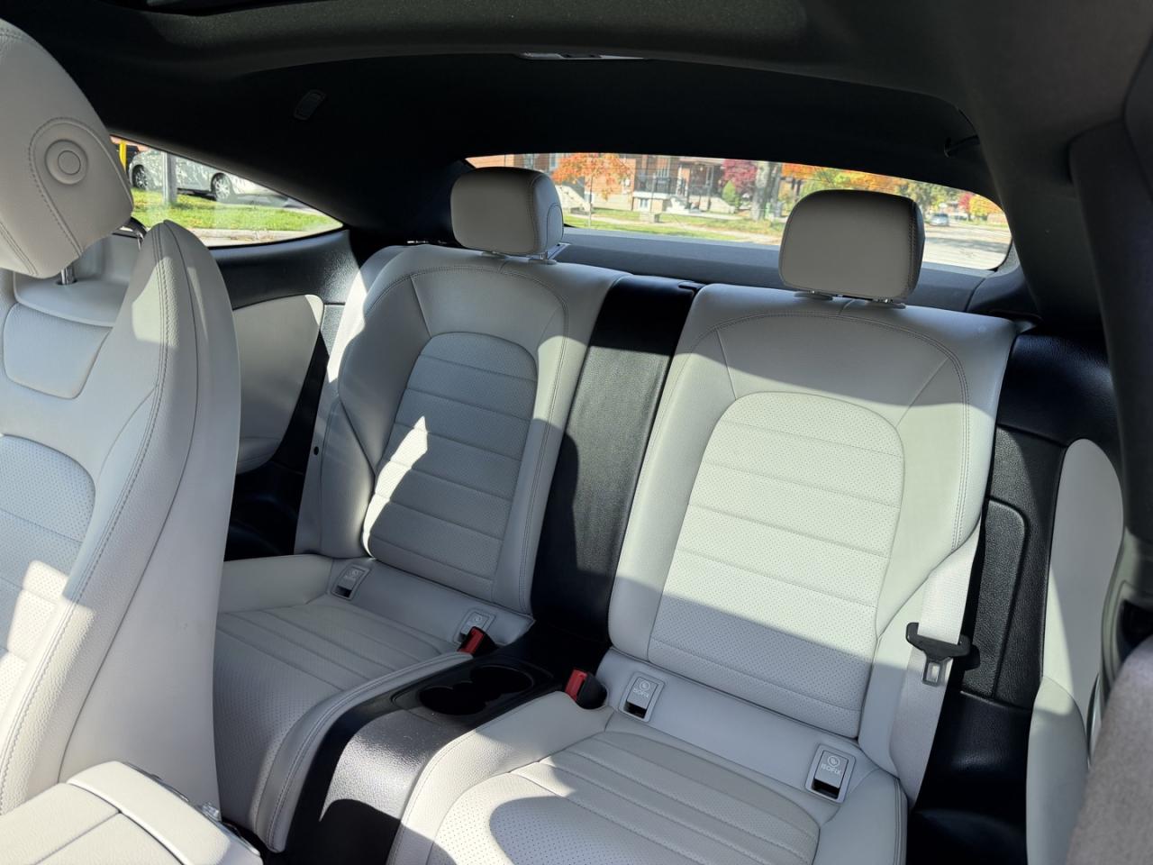 2018 Mercedes-Benz C-Class C300 4MATIC COUPE - Photo #13