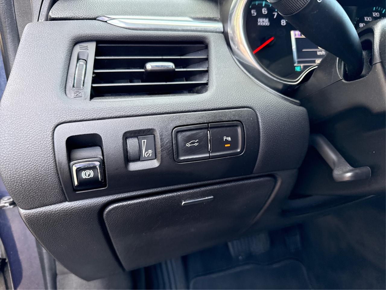 2016 Chevrolet Impala LT (2LT) - Photo #15