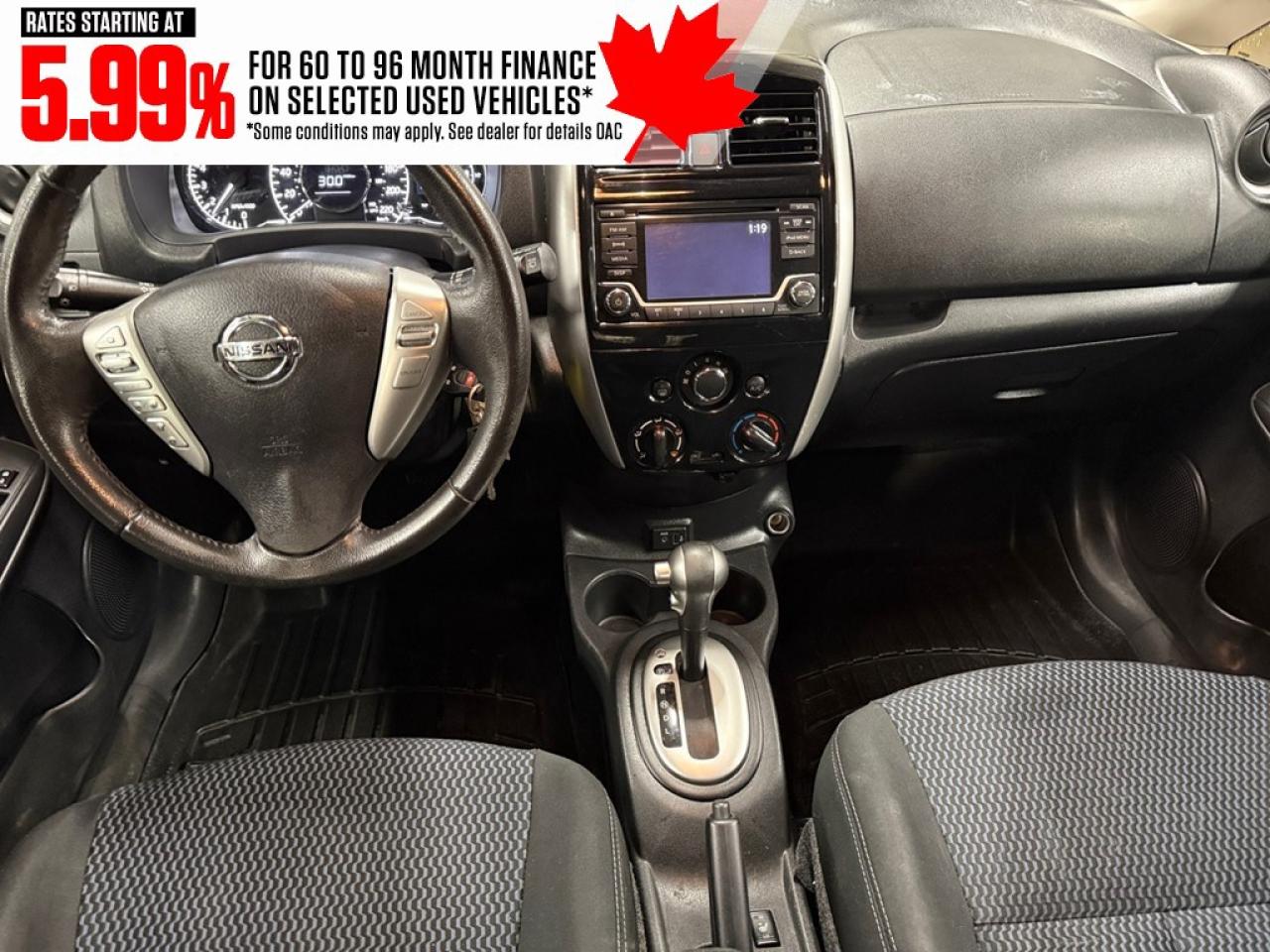 2018 Nissan Versa NOTE SV CVT Photo