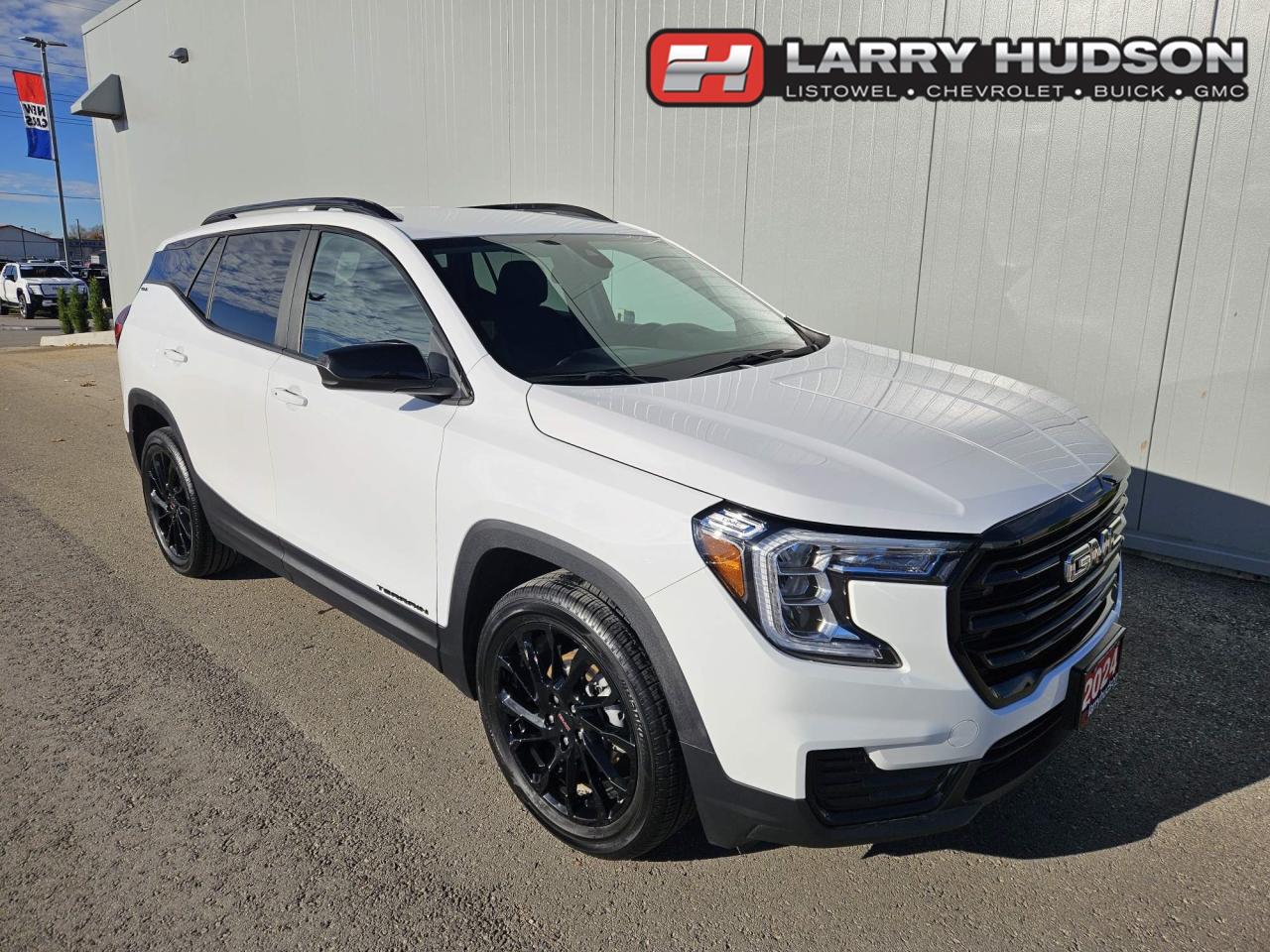 Used 2024 GMC Terrain SLE One Owner | FWD | Elevation | 19