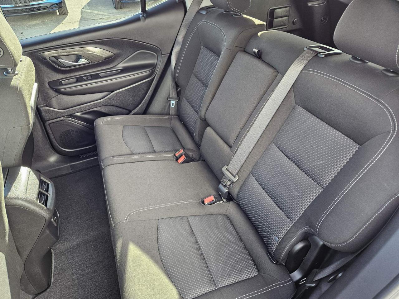 2024 GMC Terrain SLE One Owner | FWD | Elevation | 19" Wheels Photo