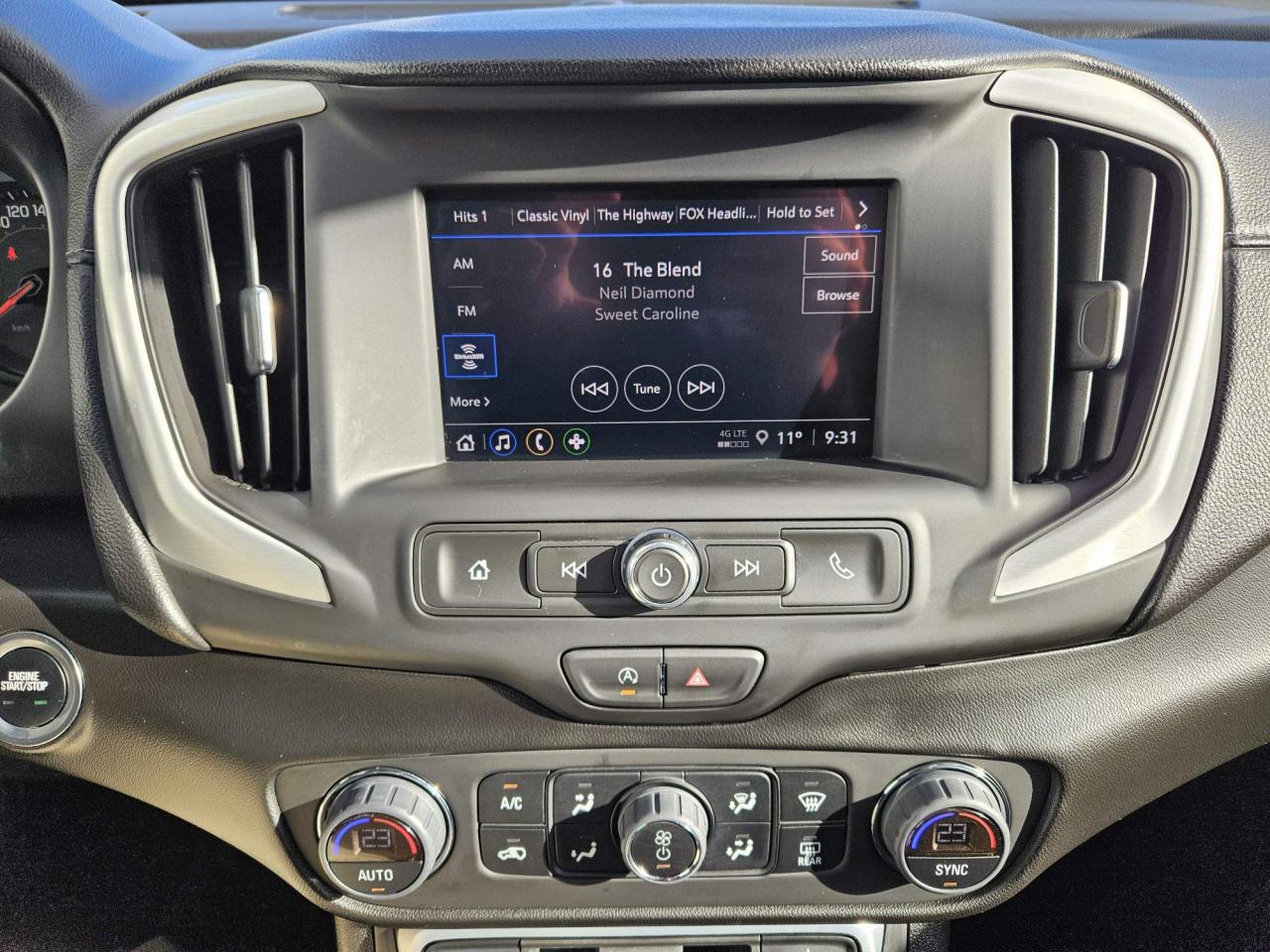 2024 GMC Terrain SLE One Owner | FWD | Elevation | 19" Wheels Photo