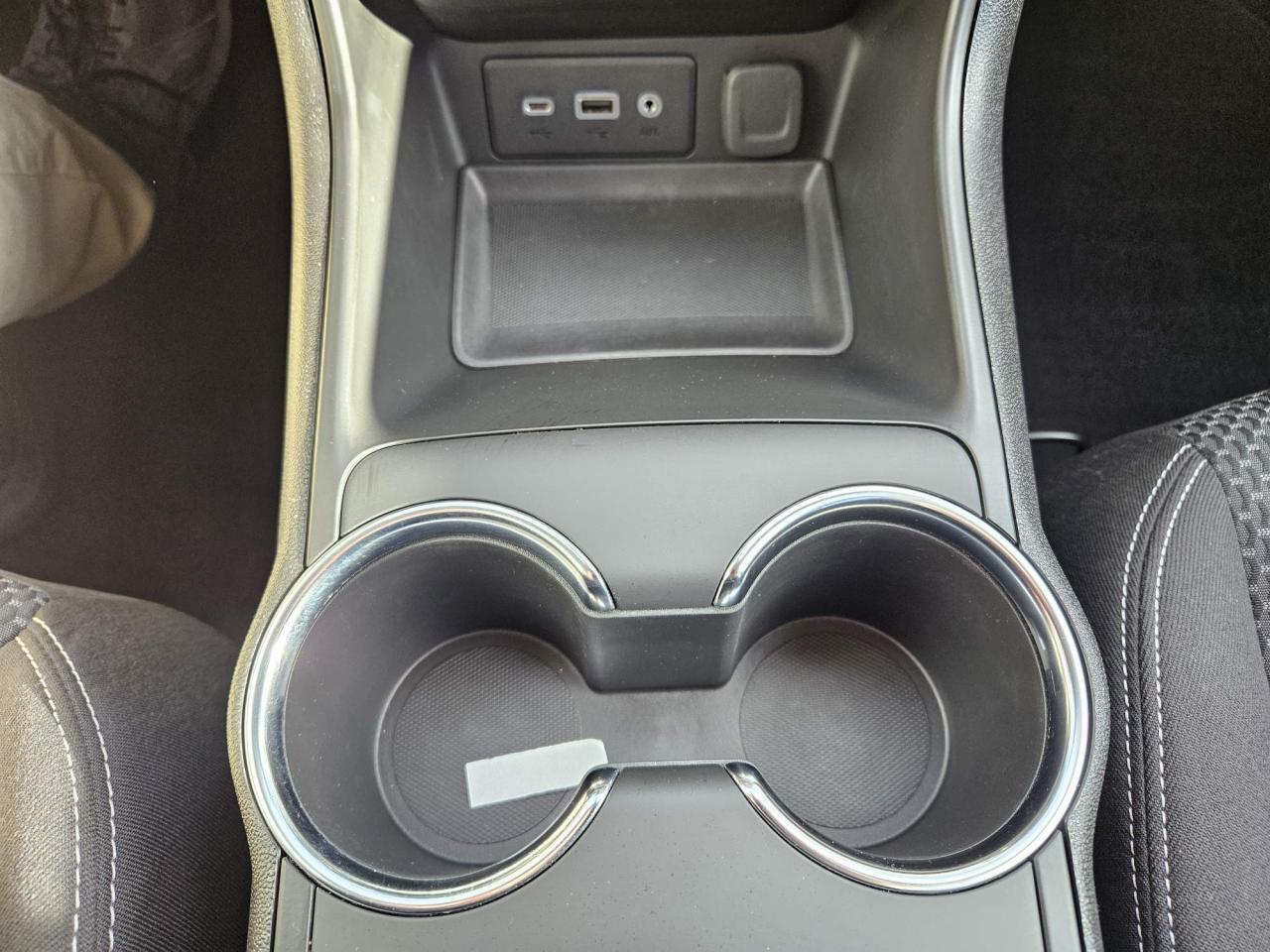 2024 GMC Terrain SLE One Owner | FWD | Elevation | 19" Wheels Photo