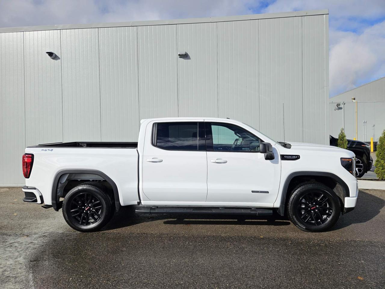 2025 GMC Sierra 1500 Elevation One Owner| Crew | 20" Wheels Photo