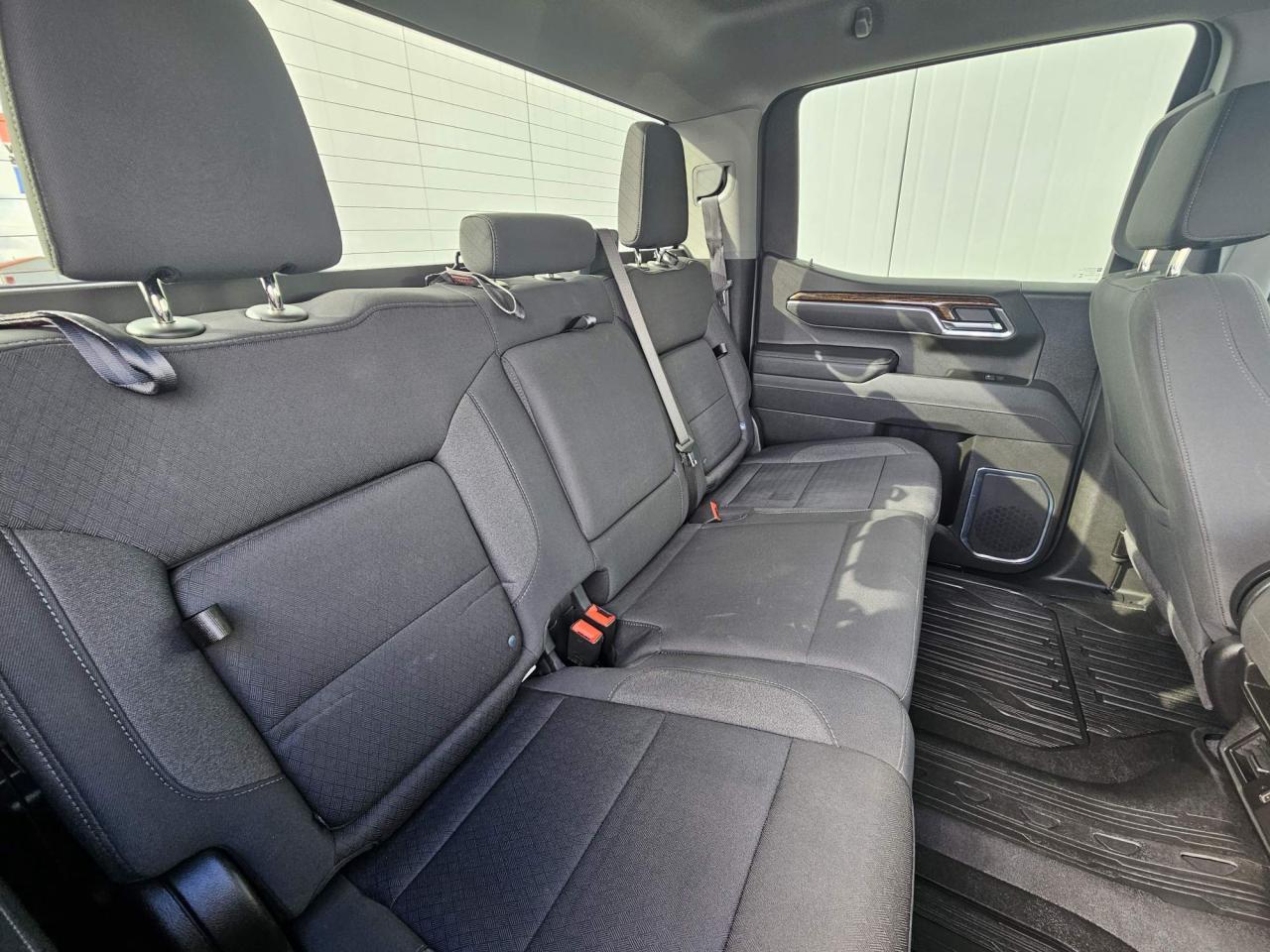 2025 GMC Sierra 1500 Elevation One Owner| Crew | 20" Wheels Photo